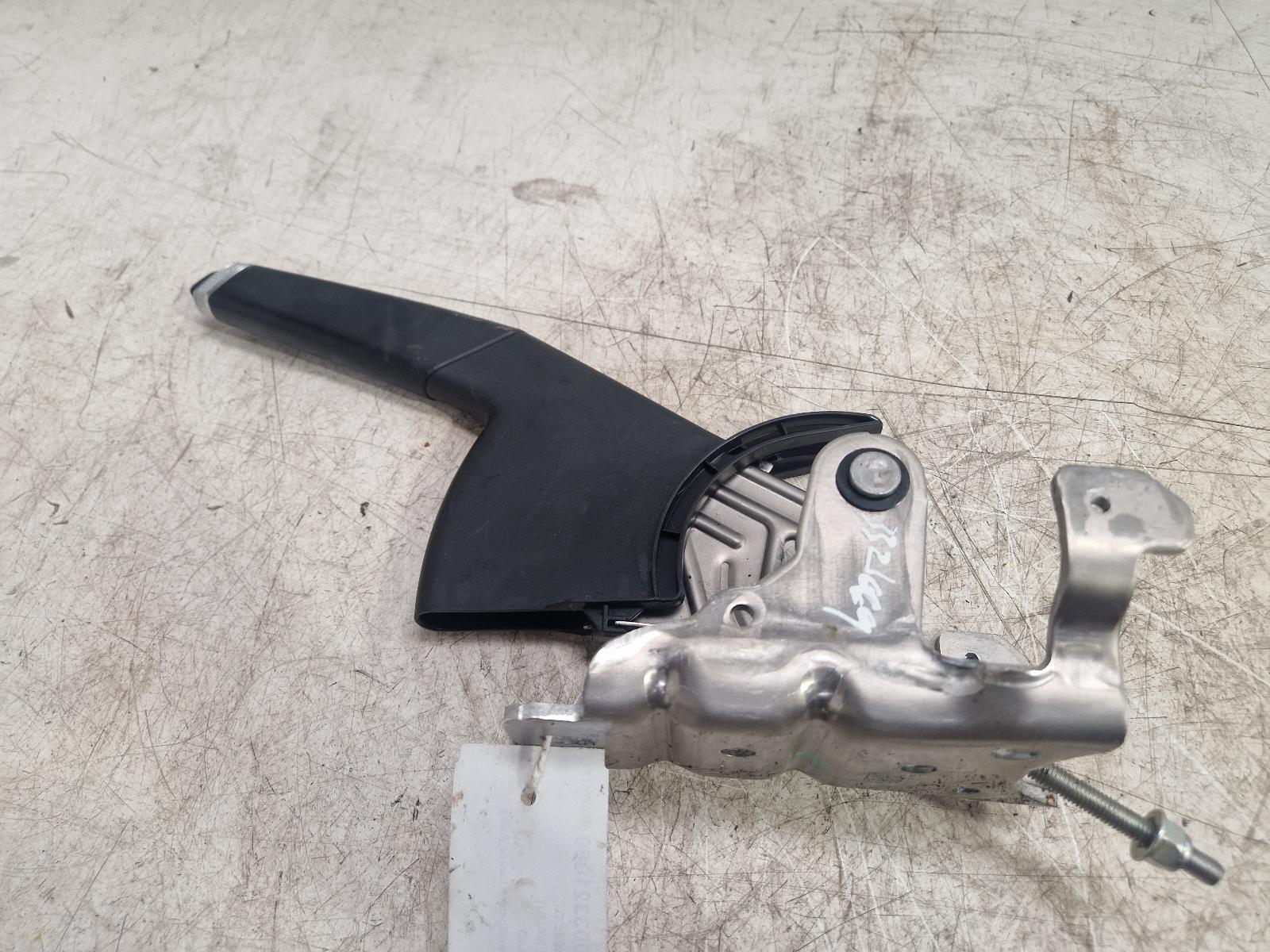 View Auto part Handbrake Lever/Button/Assembly Renault Clio 2019