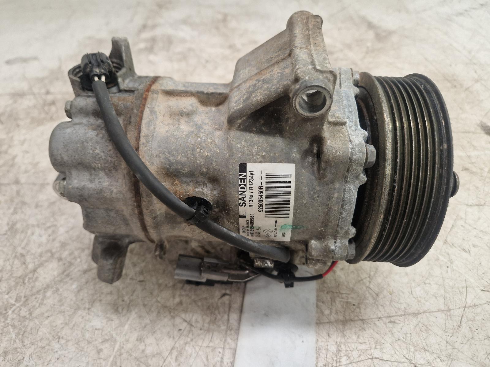View Auto part Compressor Renault Clio 2019