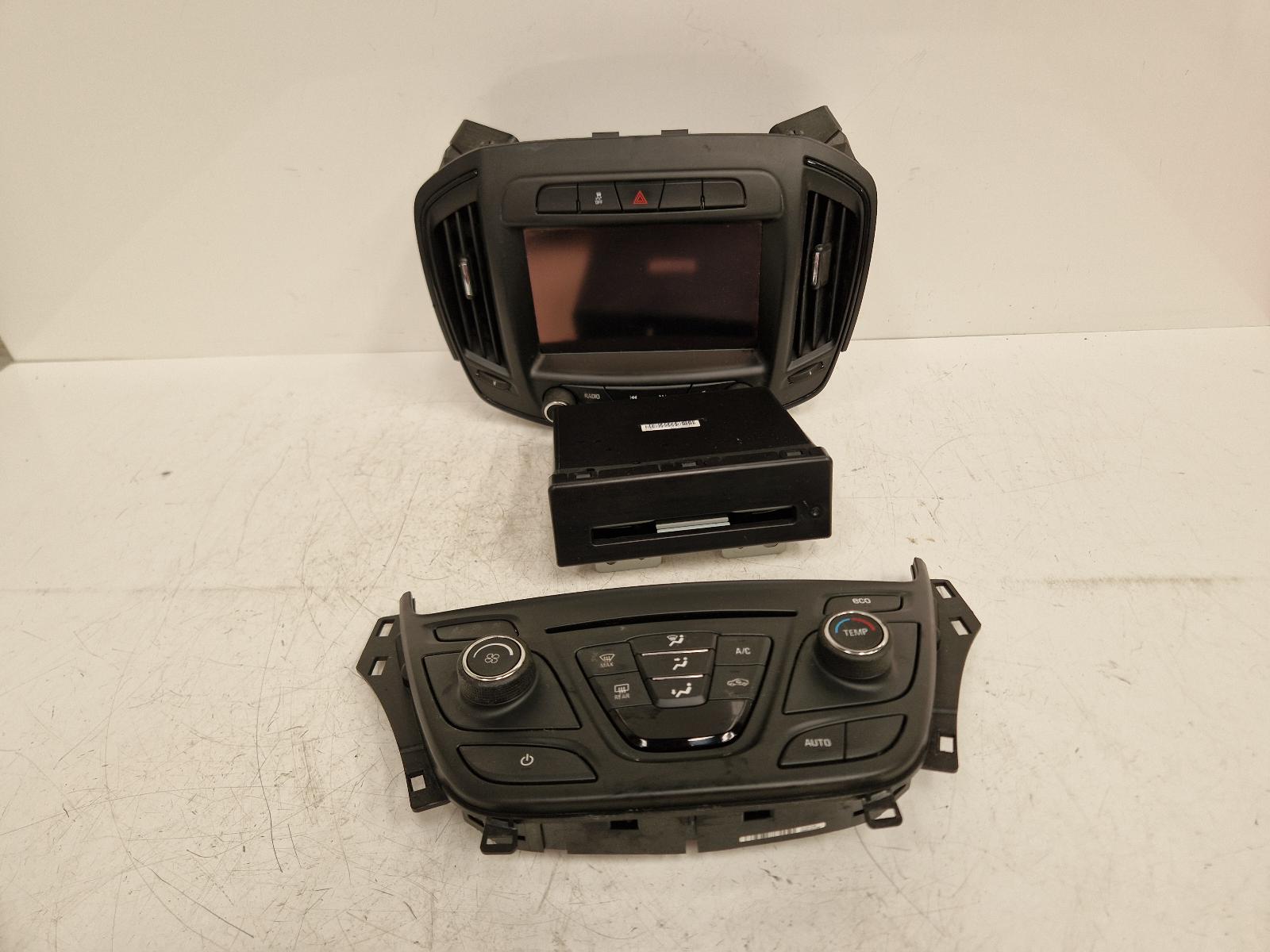 View Auto part Radio Display Vauxhall Insignia 2015