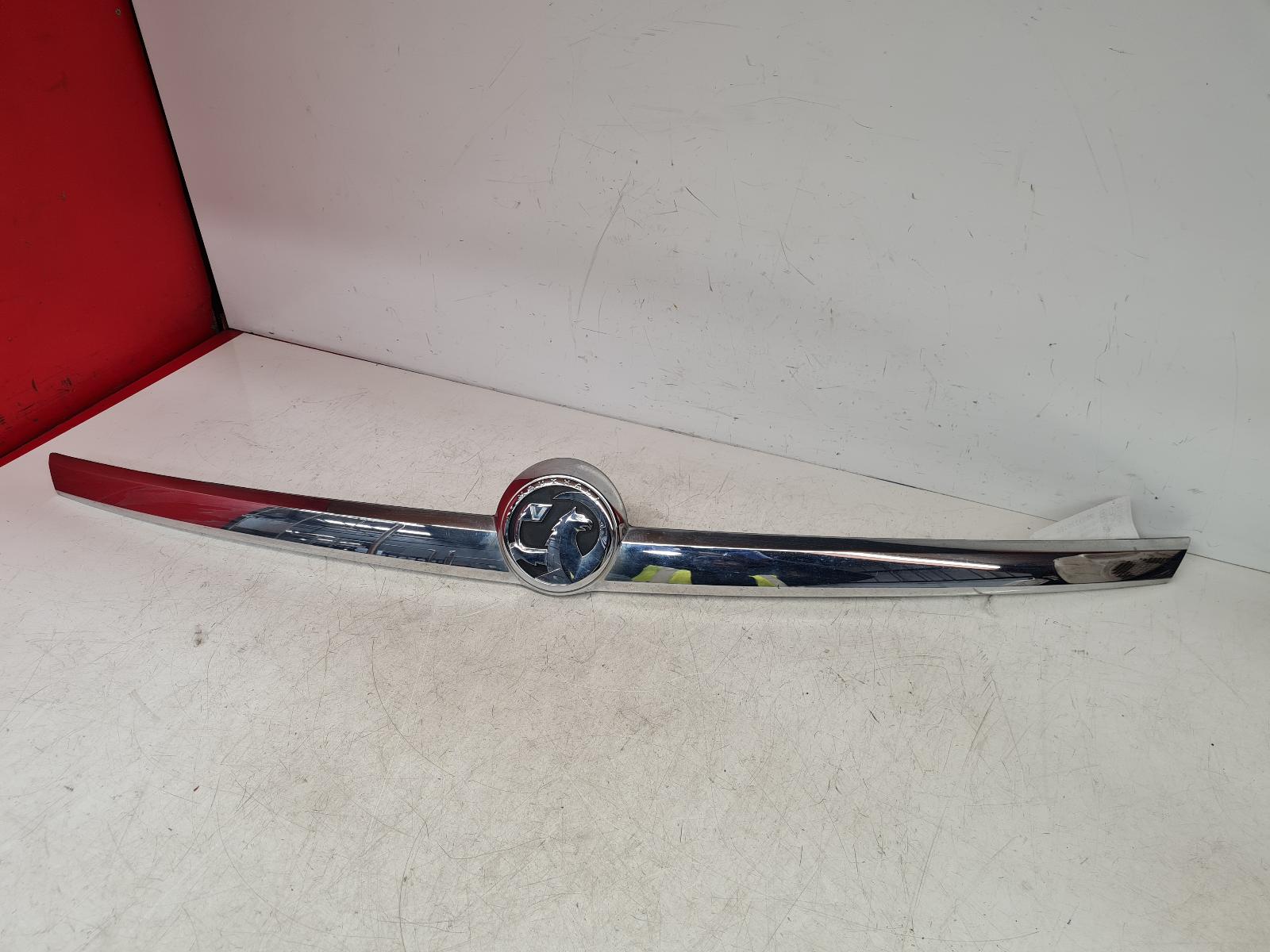 View Auto part Tailgate Handle Vauxhall Insignia 2015