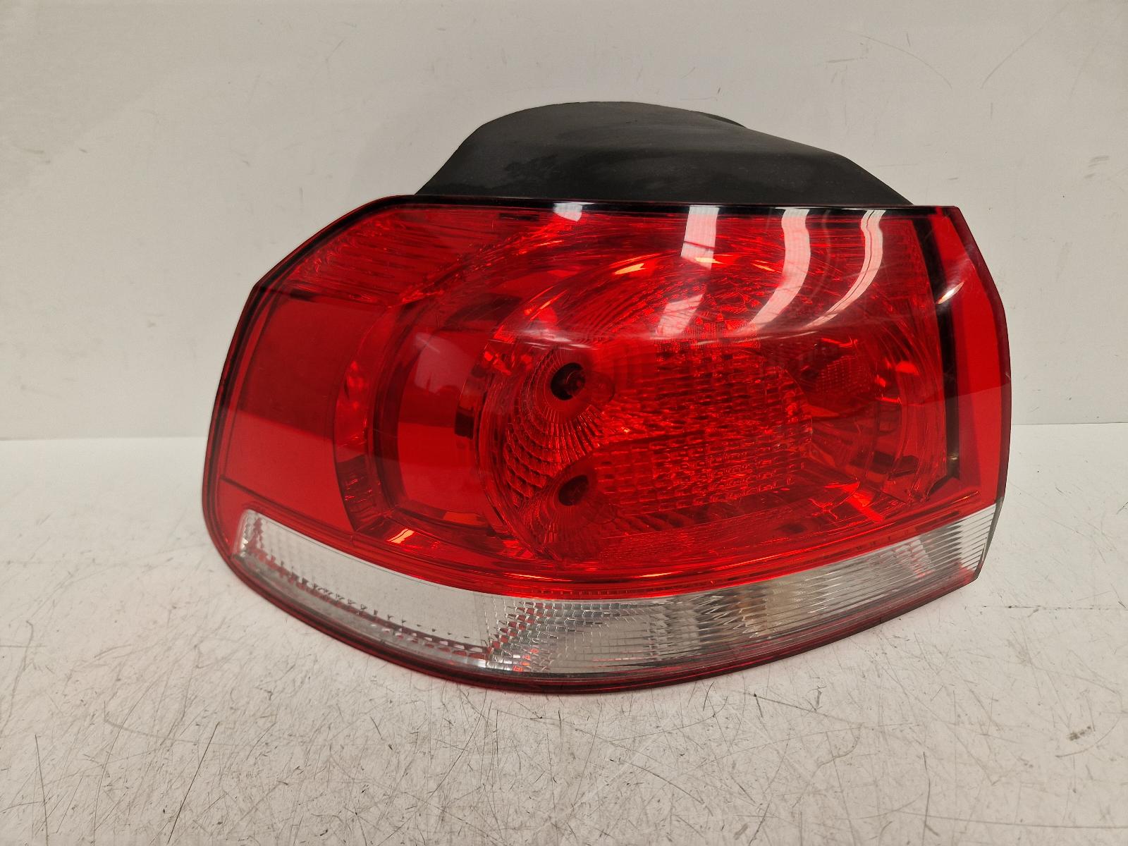View Auto part L Taillight Volkswagen Golf 2012