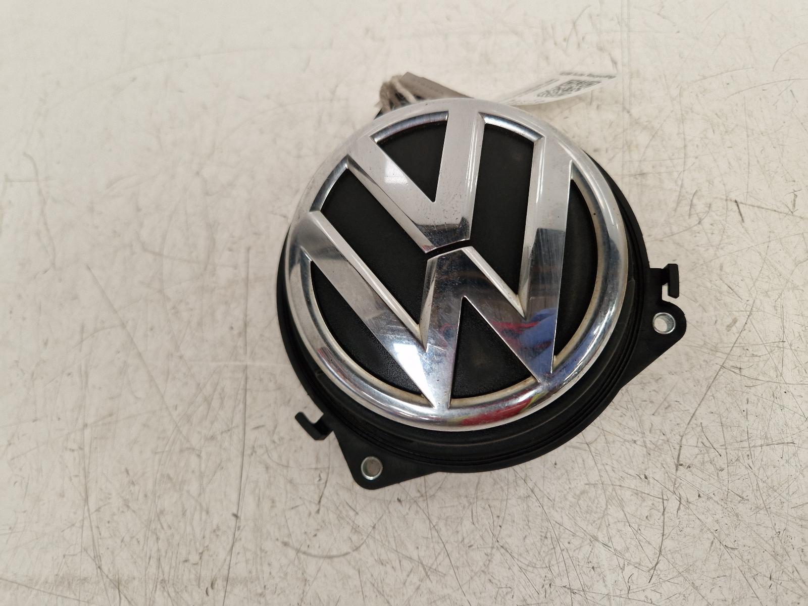 View Auto part Tailgate Handle Volkswagen Golf 2012