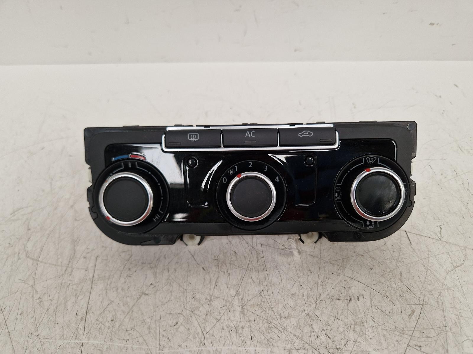 View Auto part Heater/AC Controller Volkswagen Golf 2012