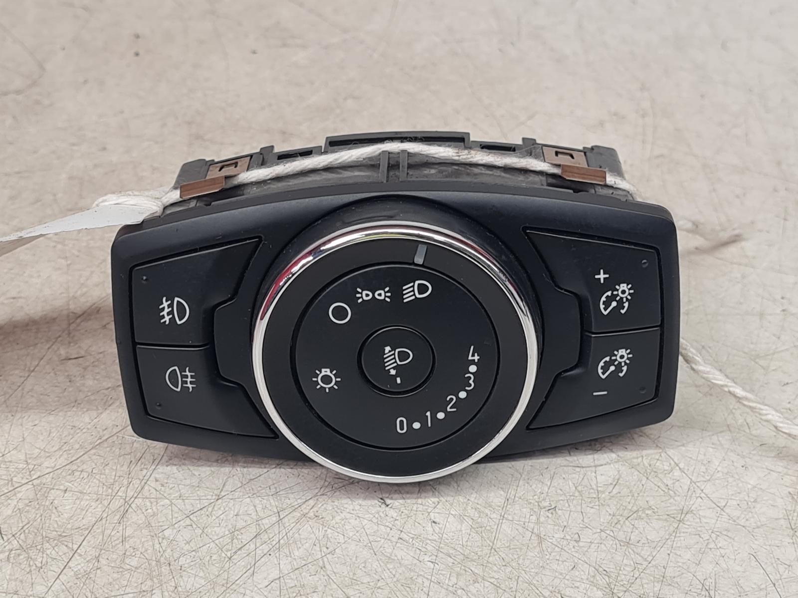 View Auto part Headlight Switch Ford Focus 2014