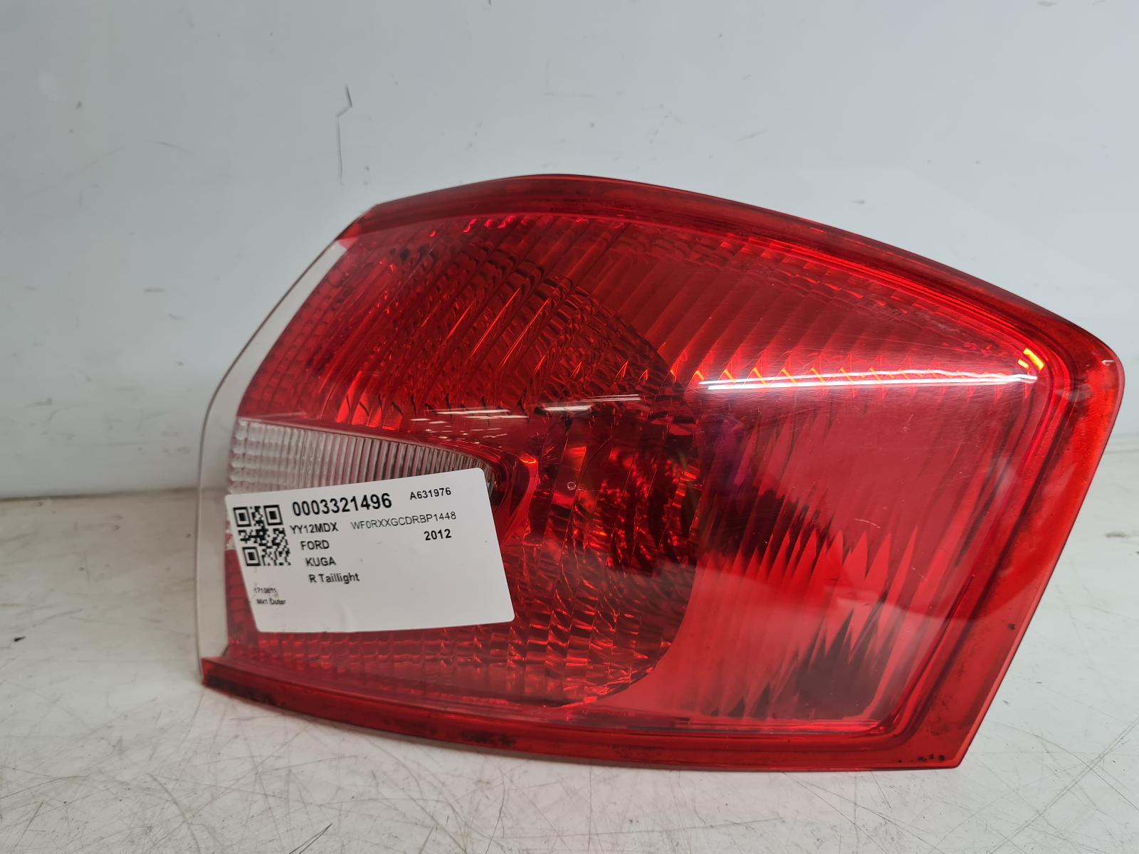 View Auto part R Taillight Ford Kuga 2012