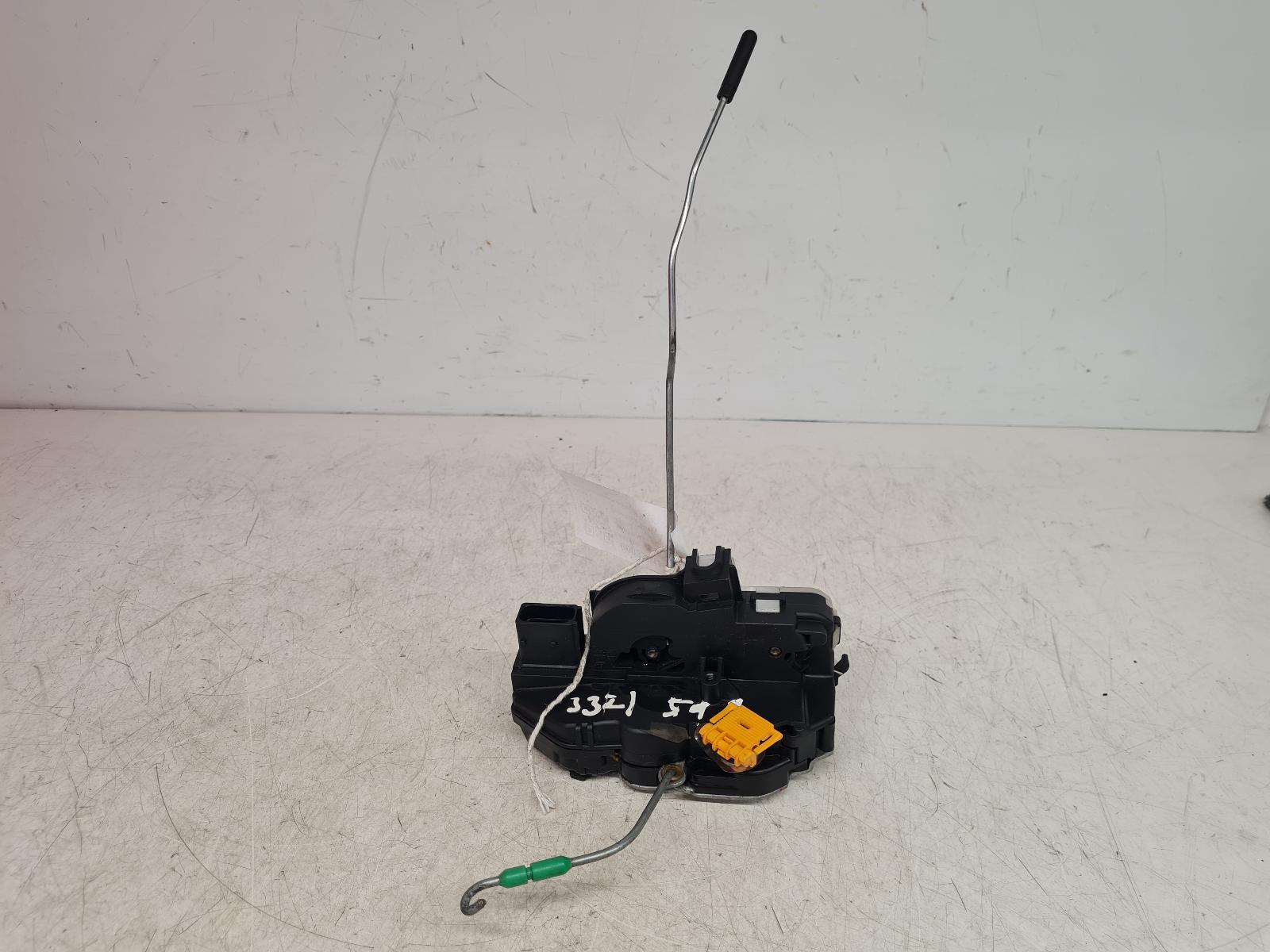 View Auto part Door Lock Assembly Vauxhall Astra 2013