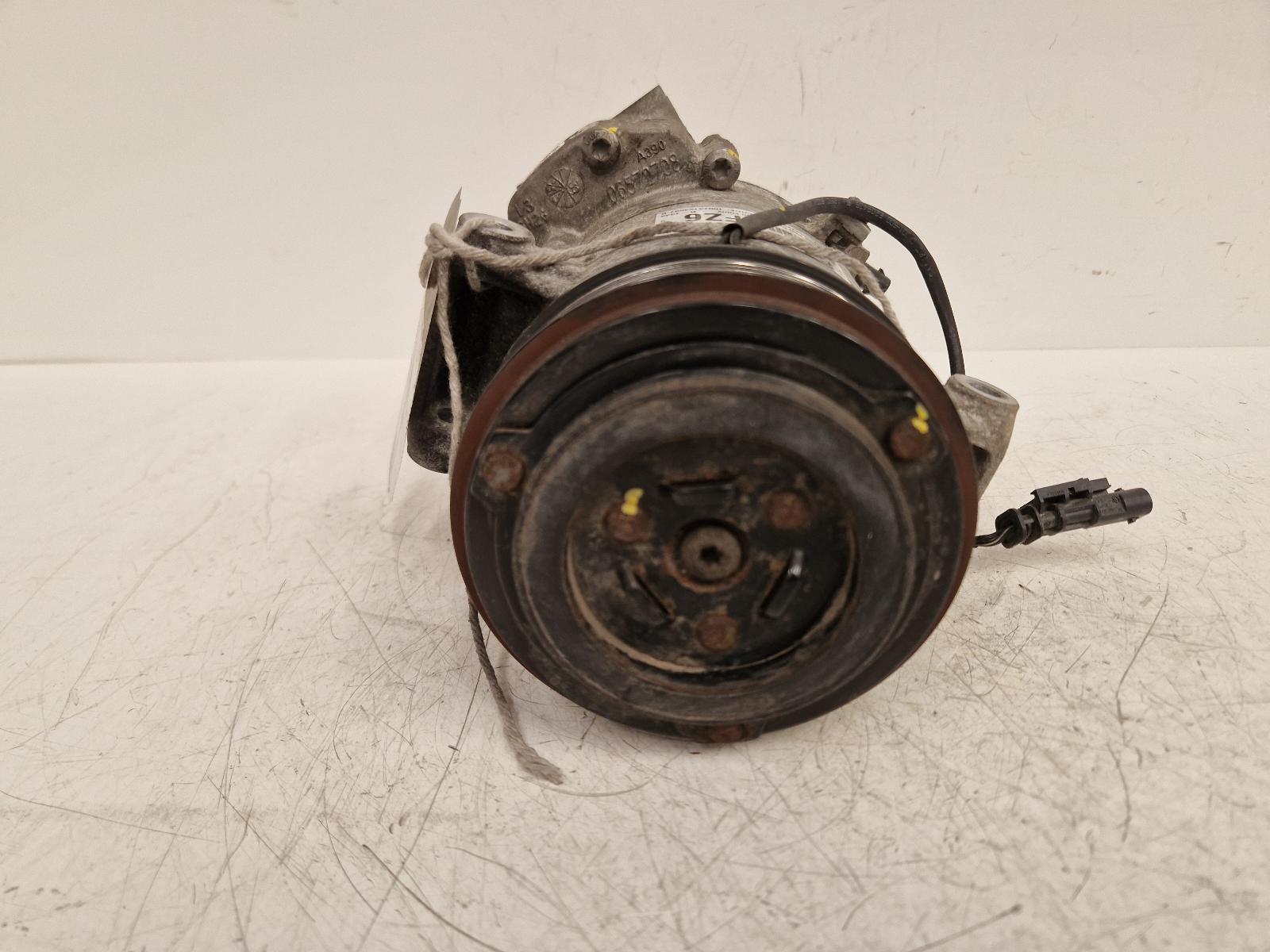 View Auto part Compressor Vauxhall Astra 2013