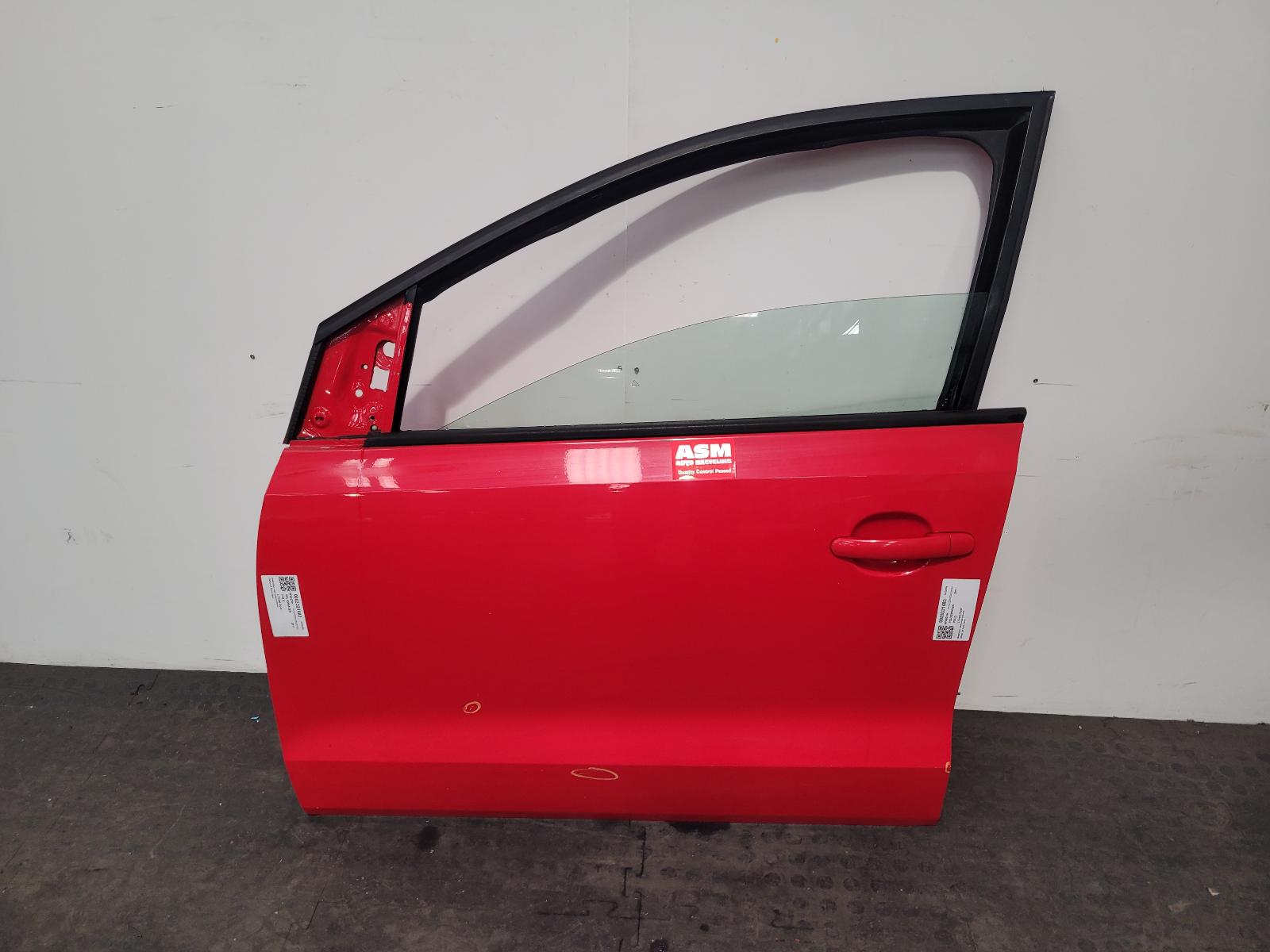 View Auto part L Front Door Volkswagen Polo 2011