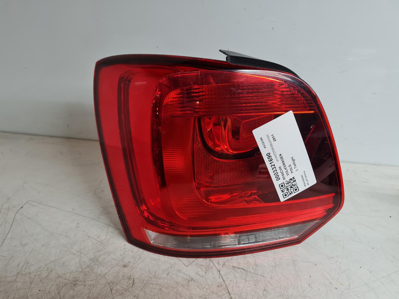View Auto part L Taillight Volkswagen Polo 2011
