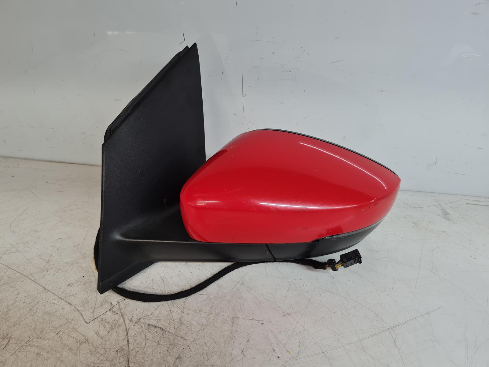 View Auto part L Door Mirror Volkswagen Polo 2011