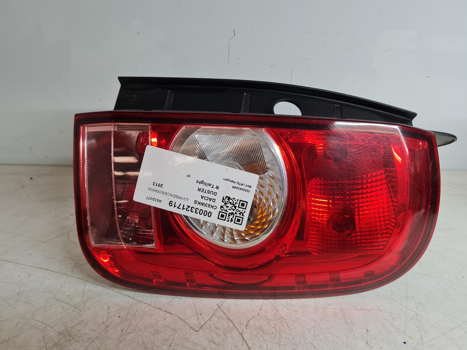 View Auto part R Taillight Dacia Duster 2013