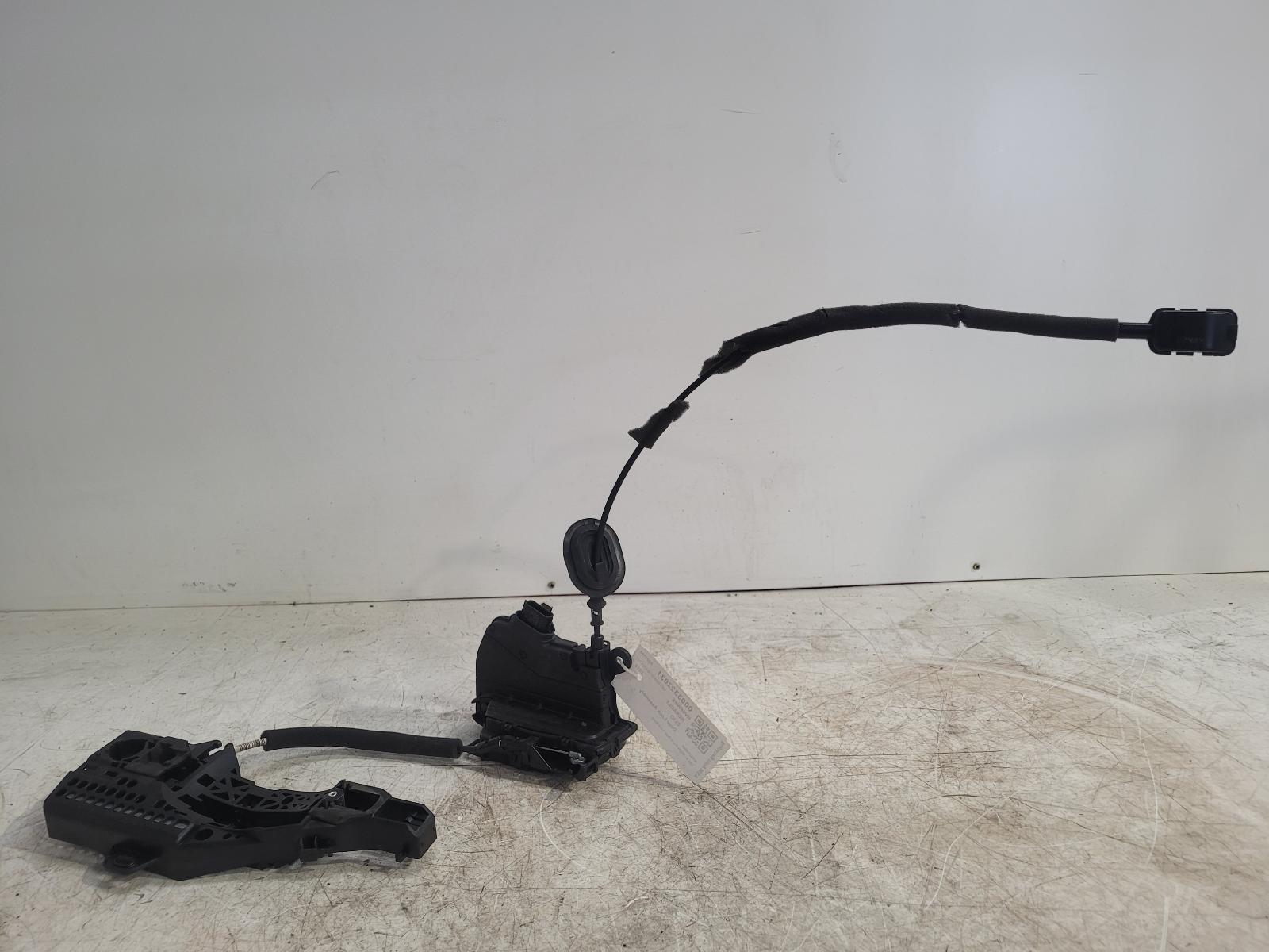 View Auto part Door Lock Assembly Renault Clio 2018