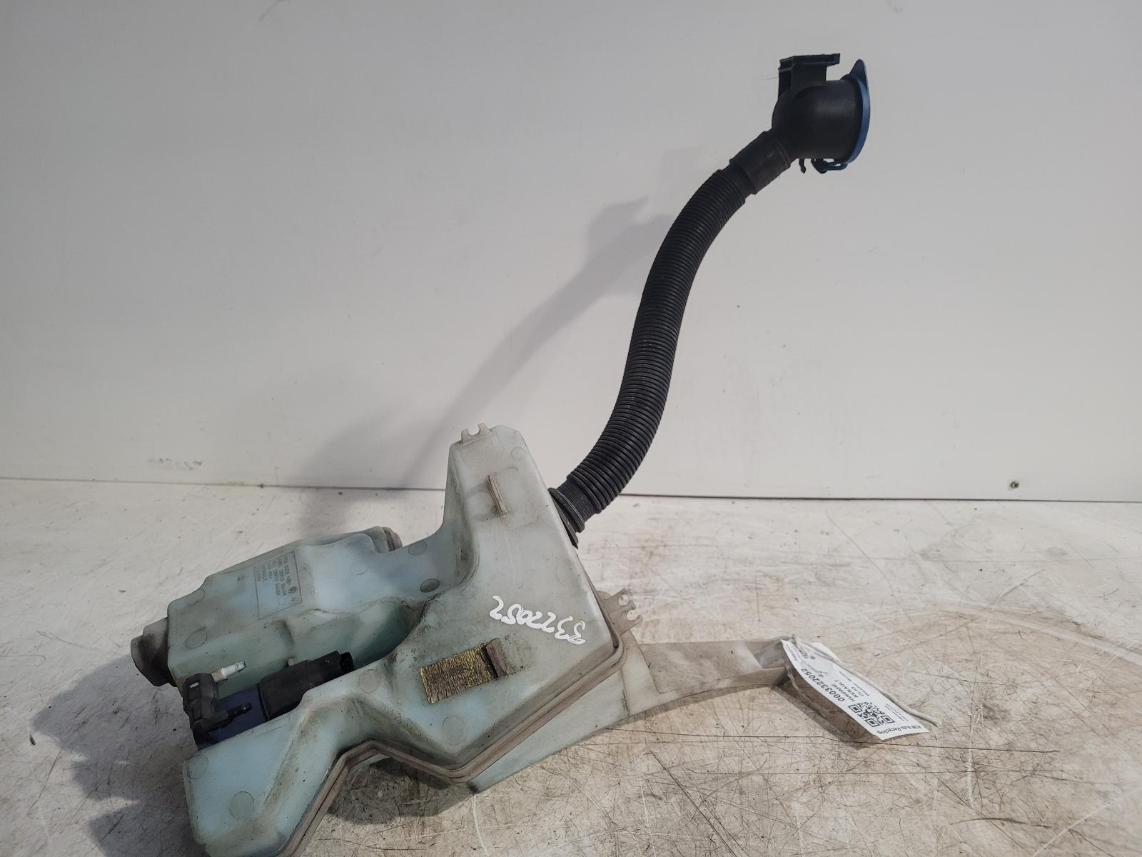 View Auto part Washer Bottle Renault Clio 2018