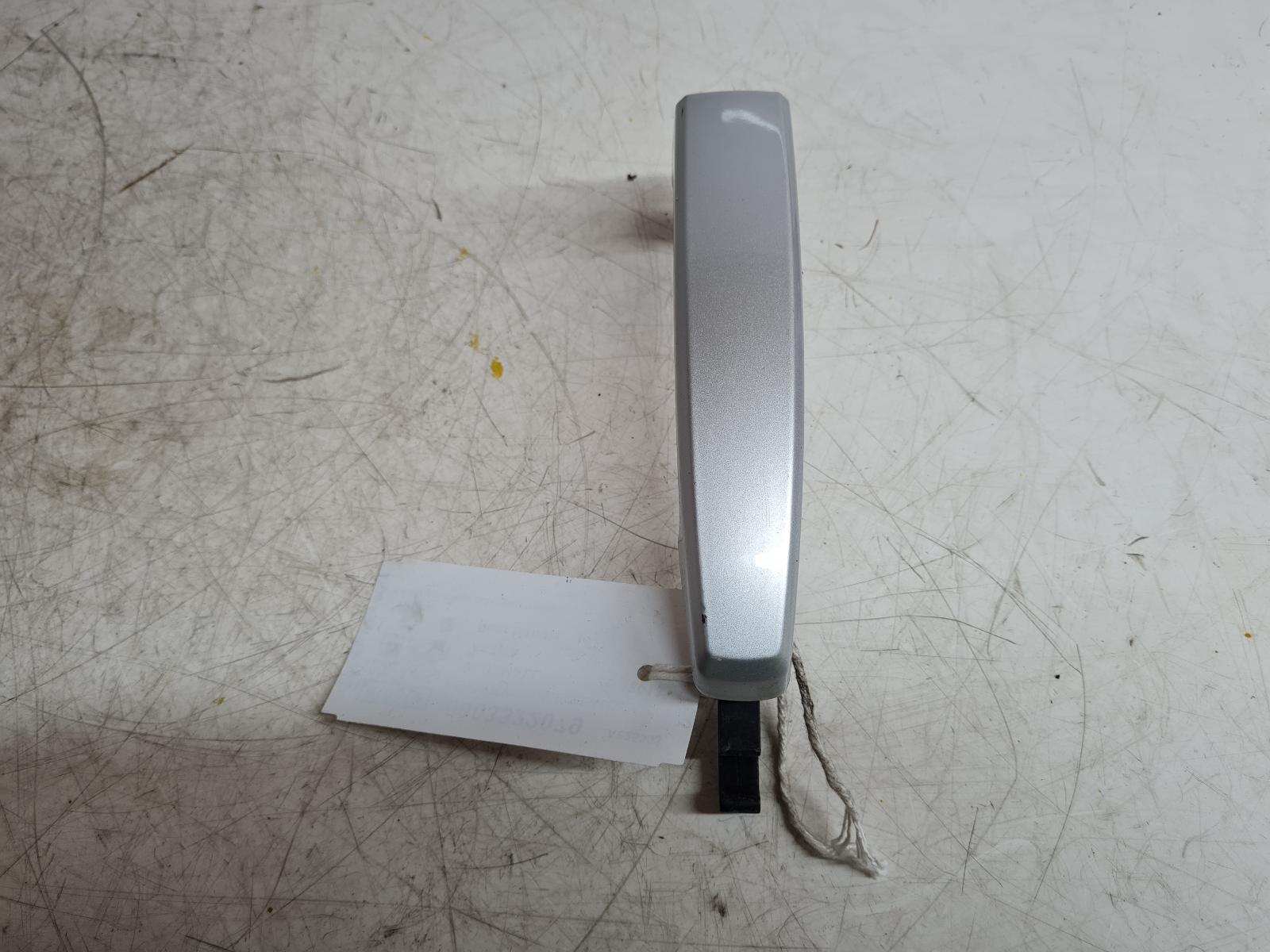 View Auto part Door Handle Vauxhall Astra 2013