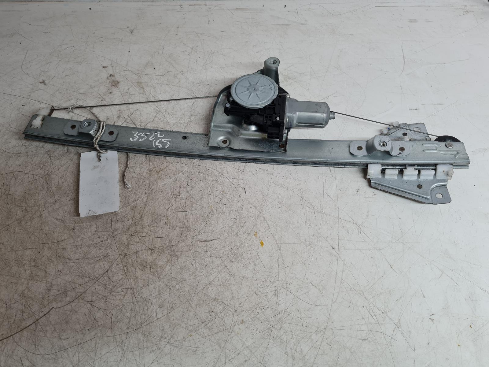 View Auto part RF Window Regulator Suzuki Grand Vitara 2011