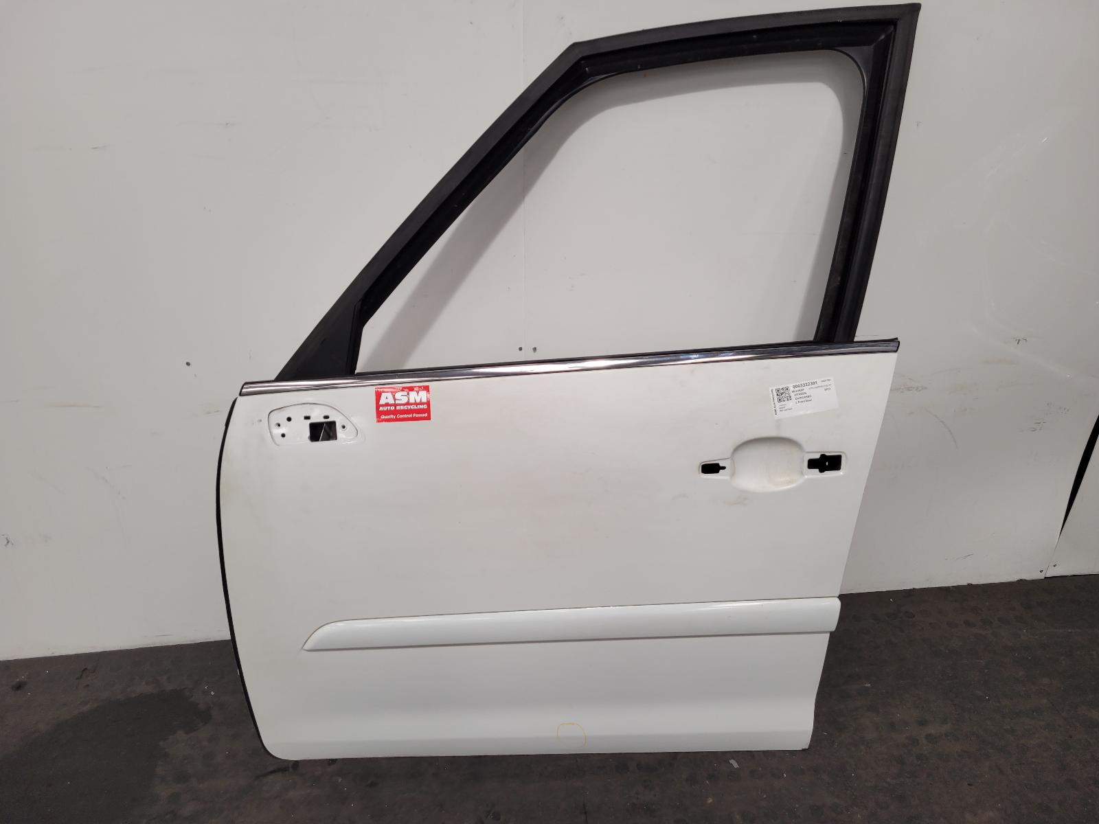 View Auto part L Front Door Citroen C4 Picasso 2013