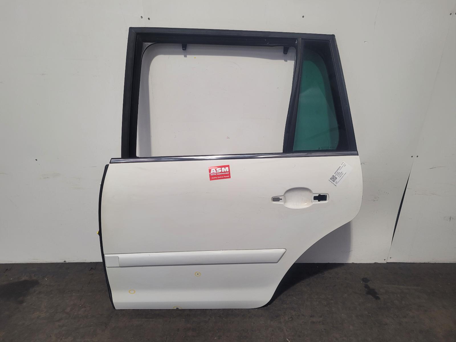 View Auto part L Rear Door Citroen C4 Picasso 2013