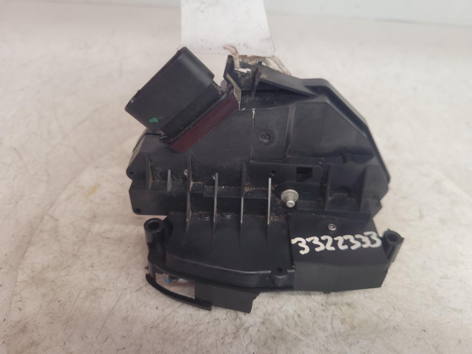 View Auto part Door Lock Assembly Ford Fiesta 2015