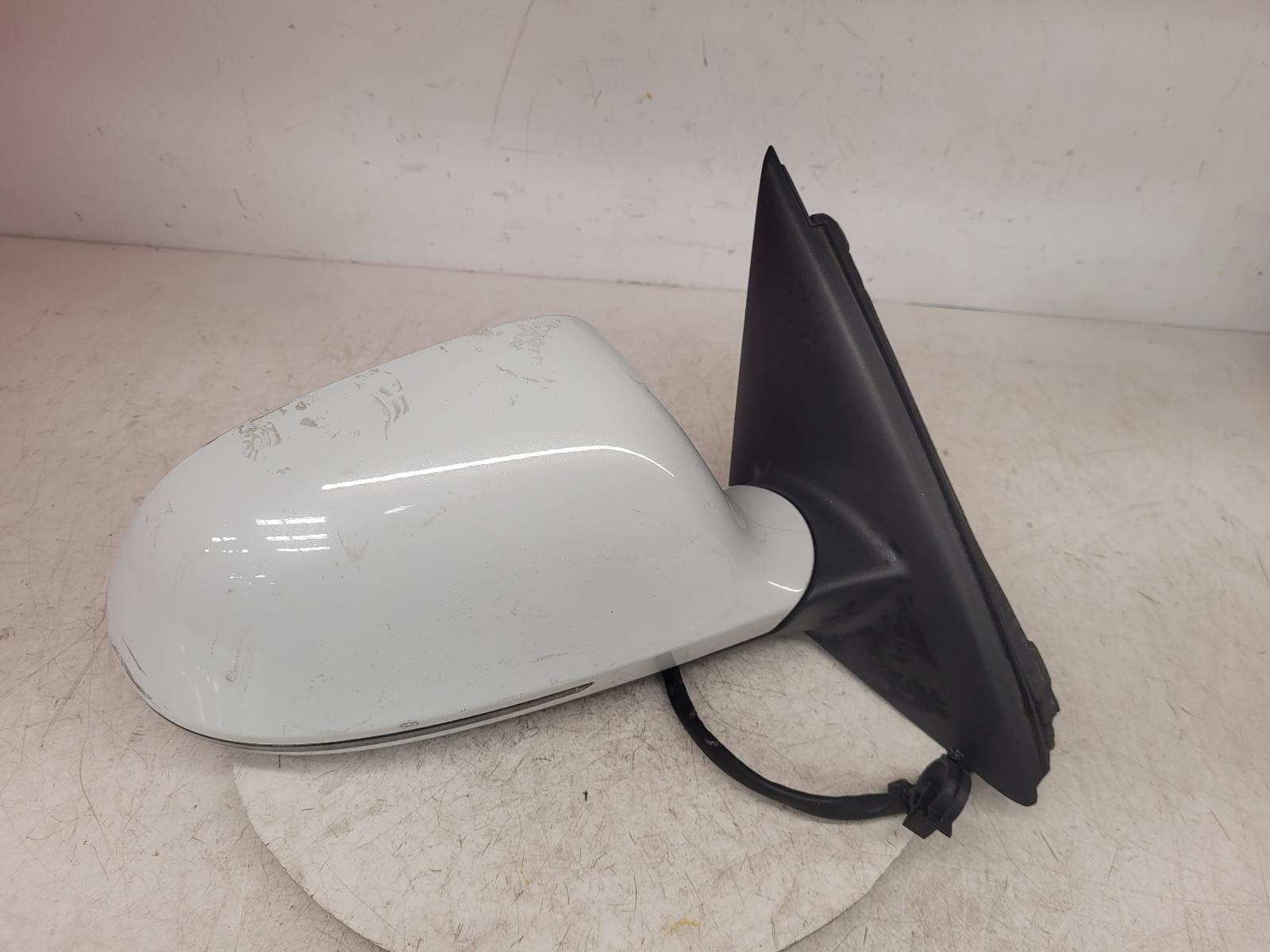 View Auto part R Door Mirror Audi Q3 2016