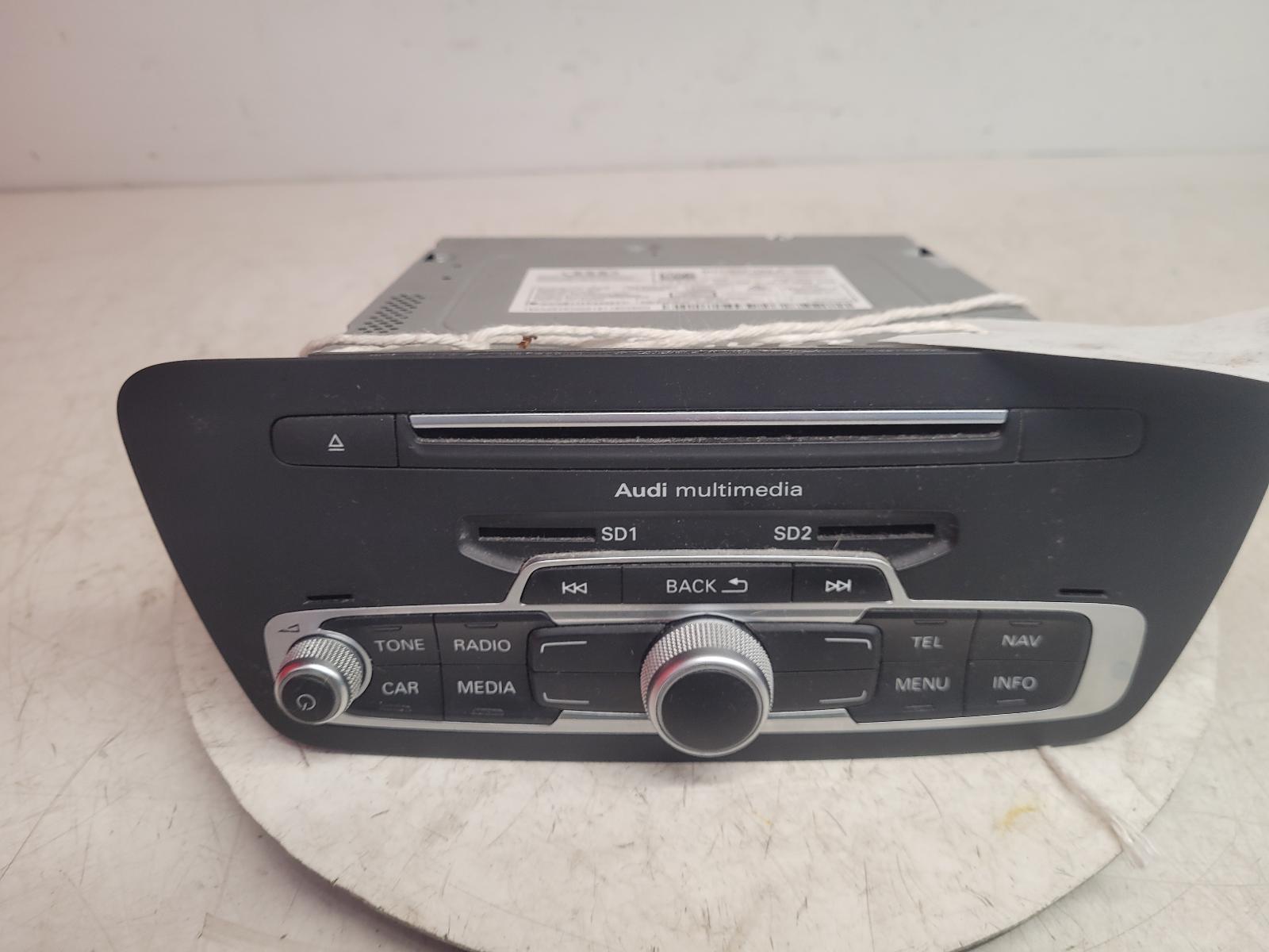 View Auto part Radio Display Audi Q3 2016
