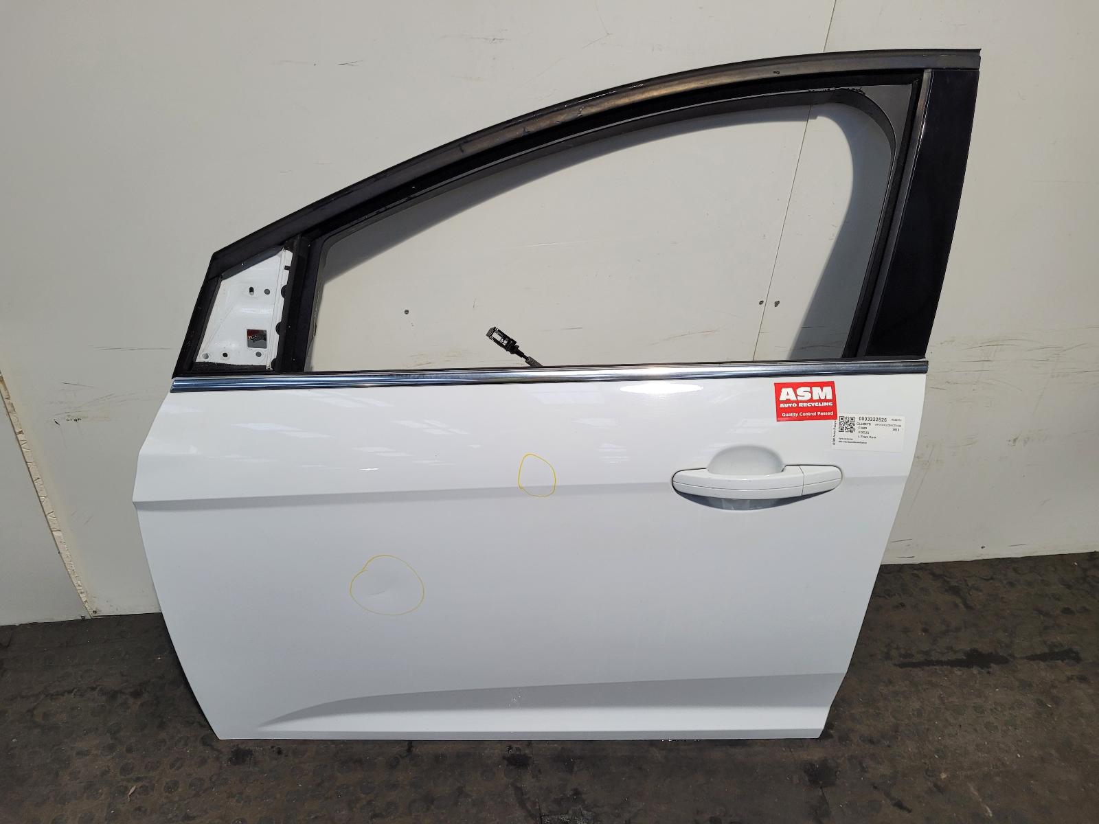 View Auto part L Front Door Ford Focus 2013