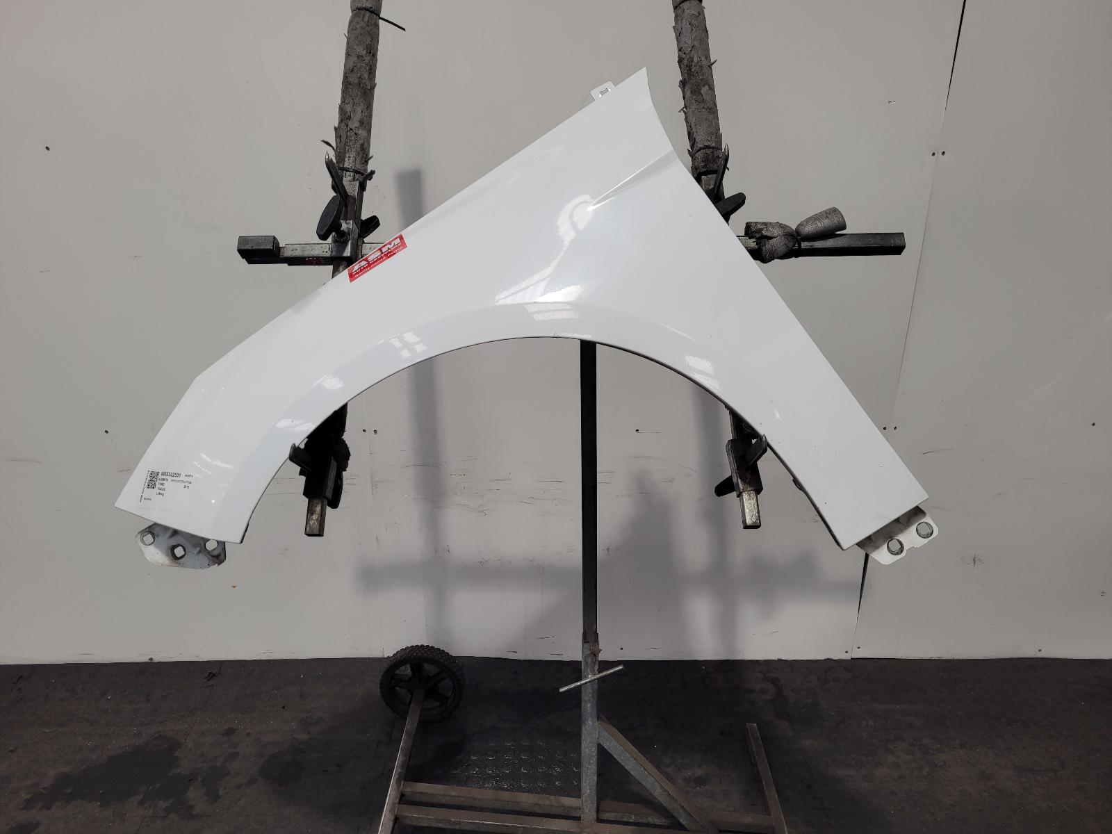 View Auto part L Wing Ford Focus 2013