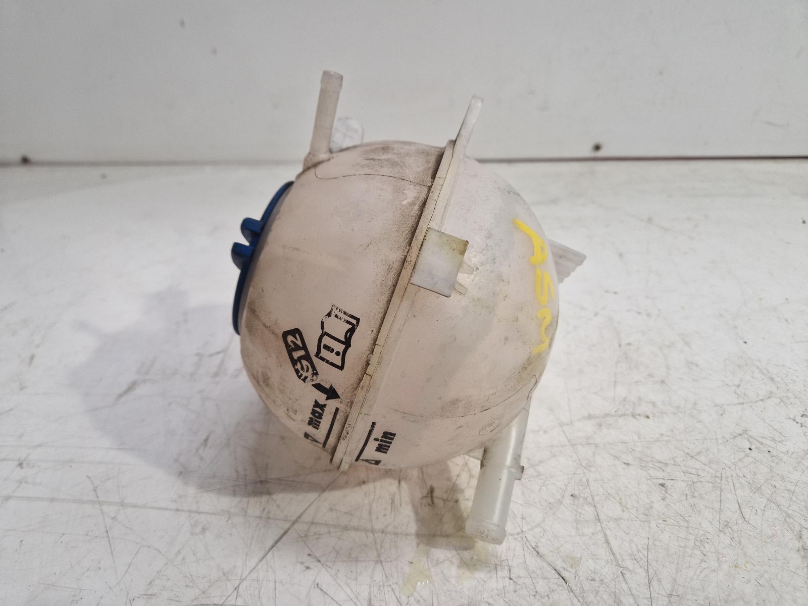 View Auto part Overflow Bottle Skoda Roomster 2010
