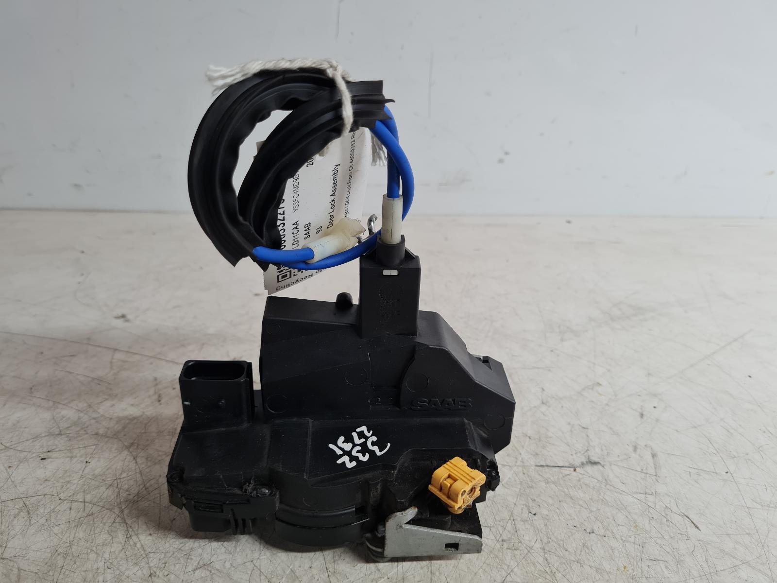 View Auto part Door Lock Assembly Saab 93 2011