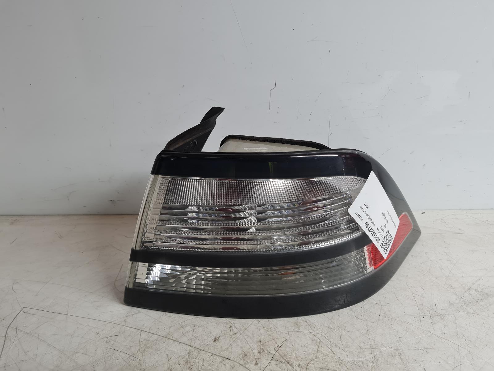View Auto part R Taillight Saab 93 2011