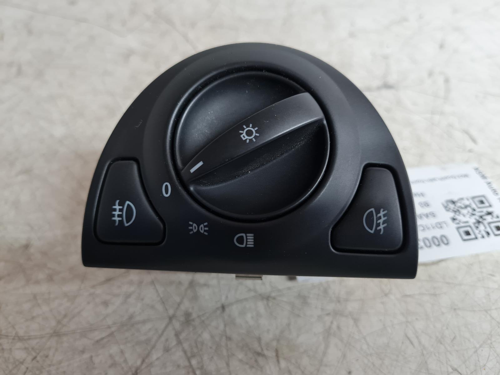 View Auto part Headlight Switch Saab 93 2011