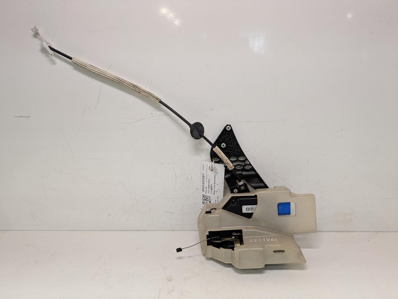 View Auto part Door Lock Assembly Volkswagen Touareg 2006
