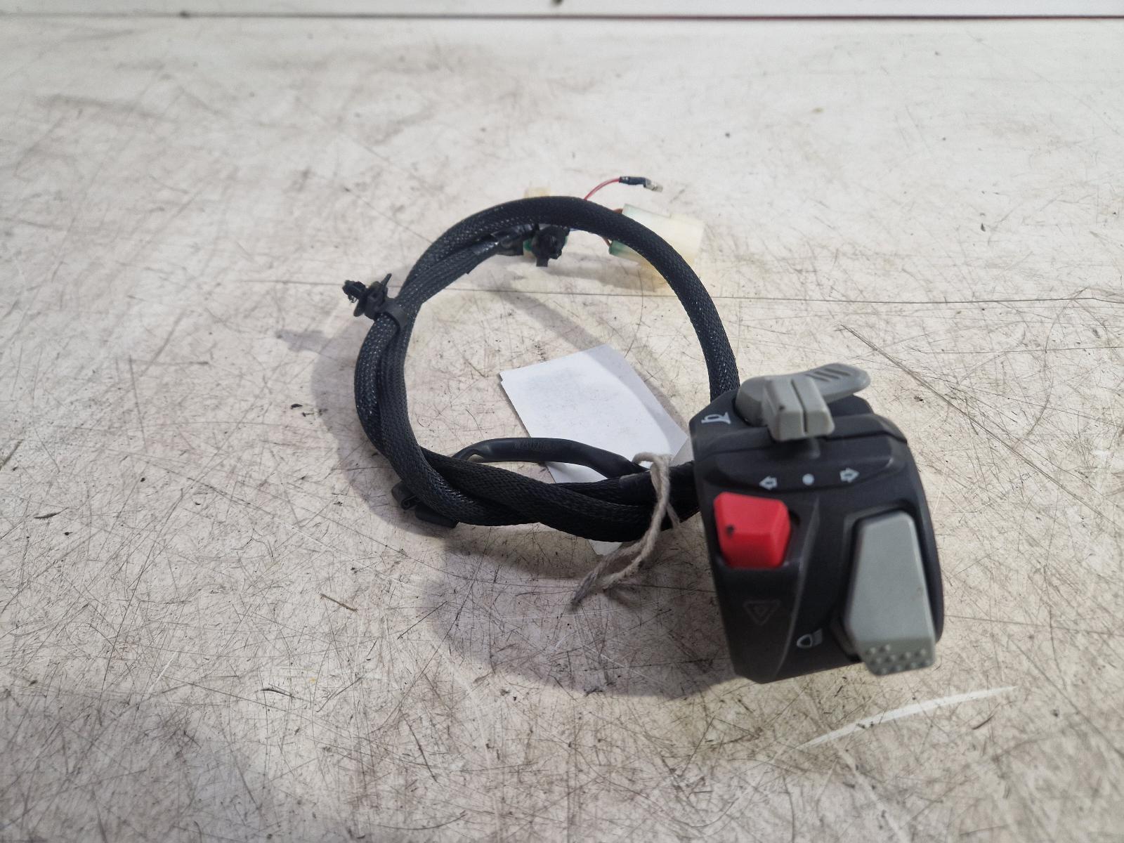 View Auto part LH Switch Gear Lexmoto Xdv 125 2024