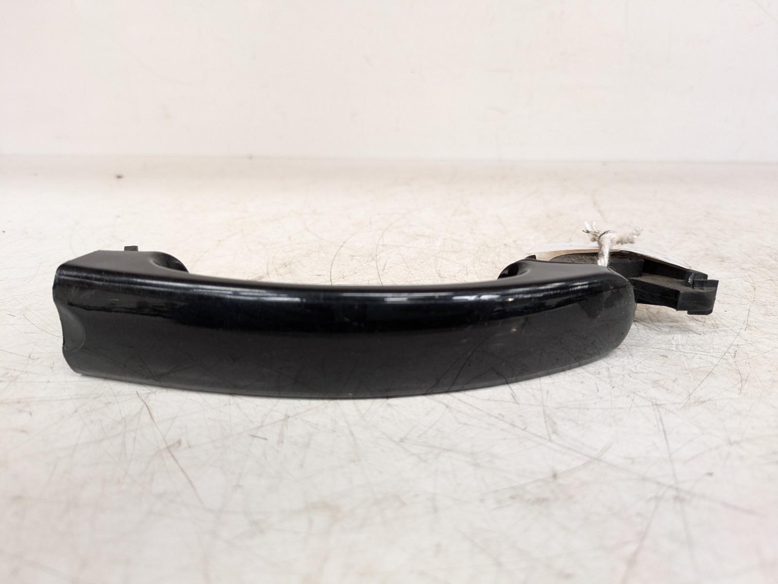 View Auto part Door Handle Volkswagen Golf 2013