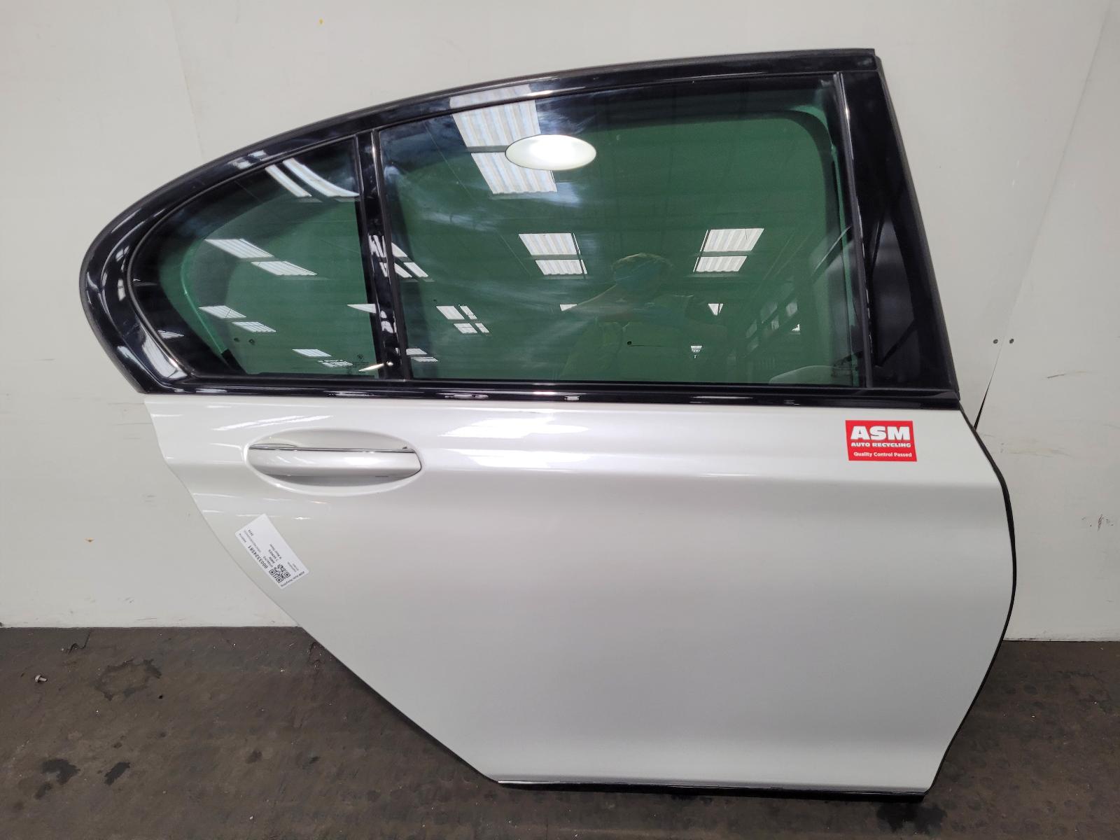 View Auto part R Rear Door Bmw 7 Series 2016
