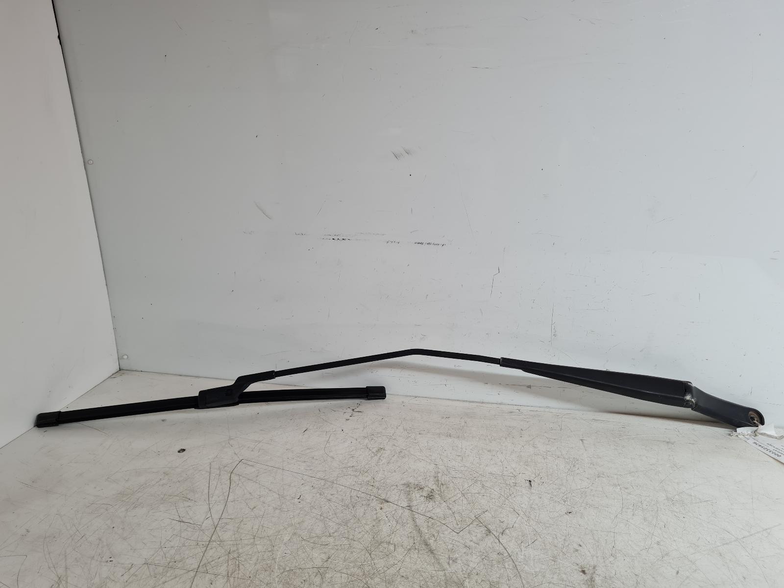 View Auto part Wiper Arm Volkswagen Caddy 2008