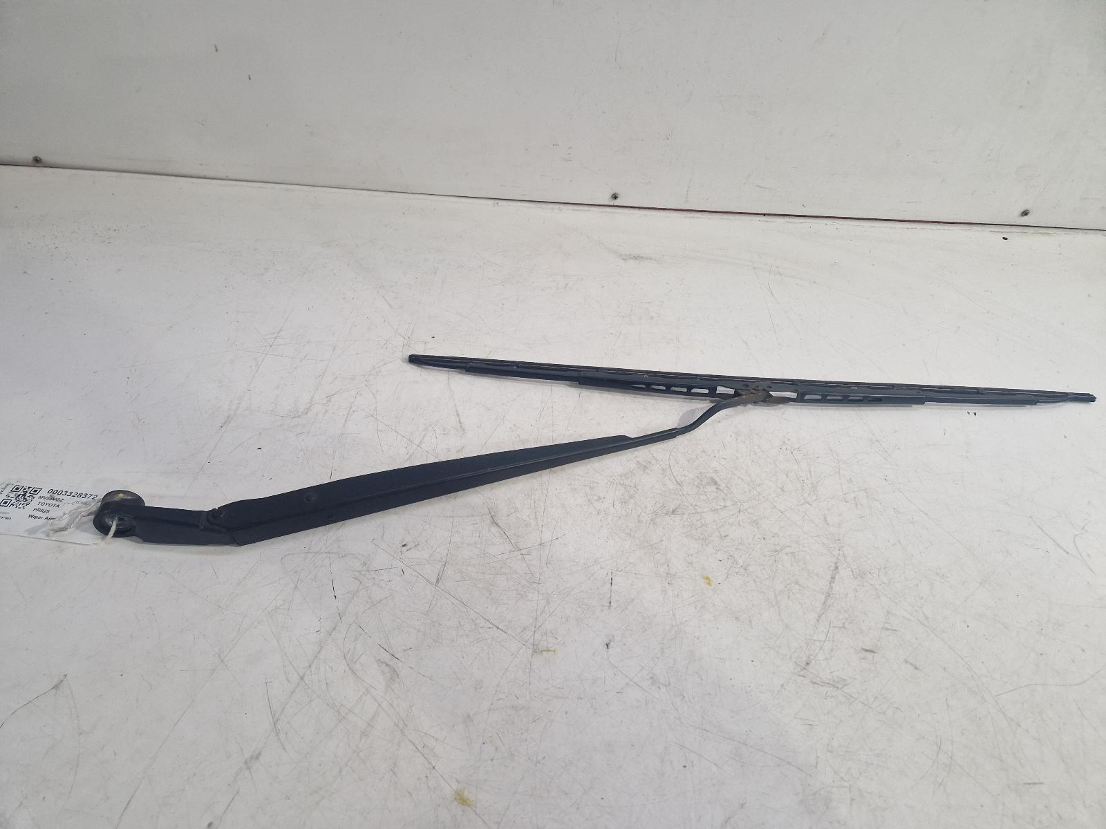 View Auto part Wiper Arm Toyota Prius 2008