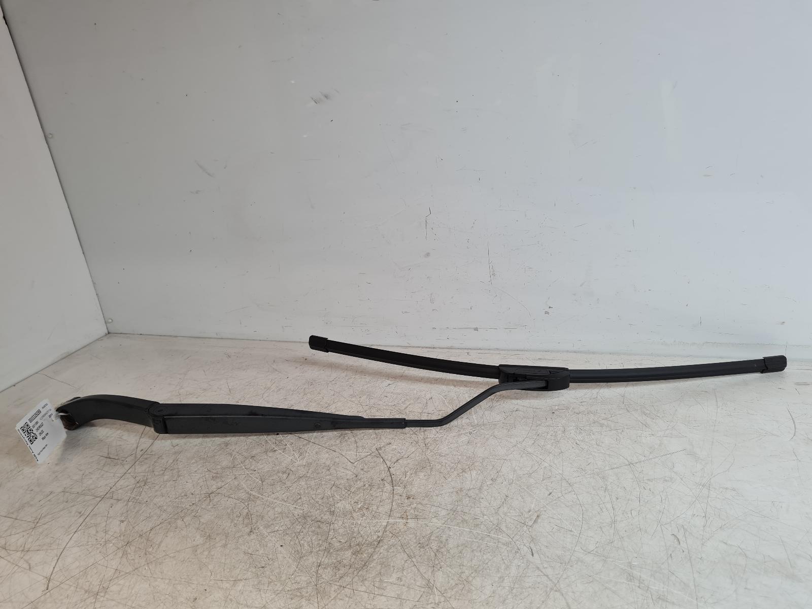 View Auto part Wiper Arm Chevrolet Cruze 2011