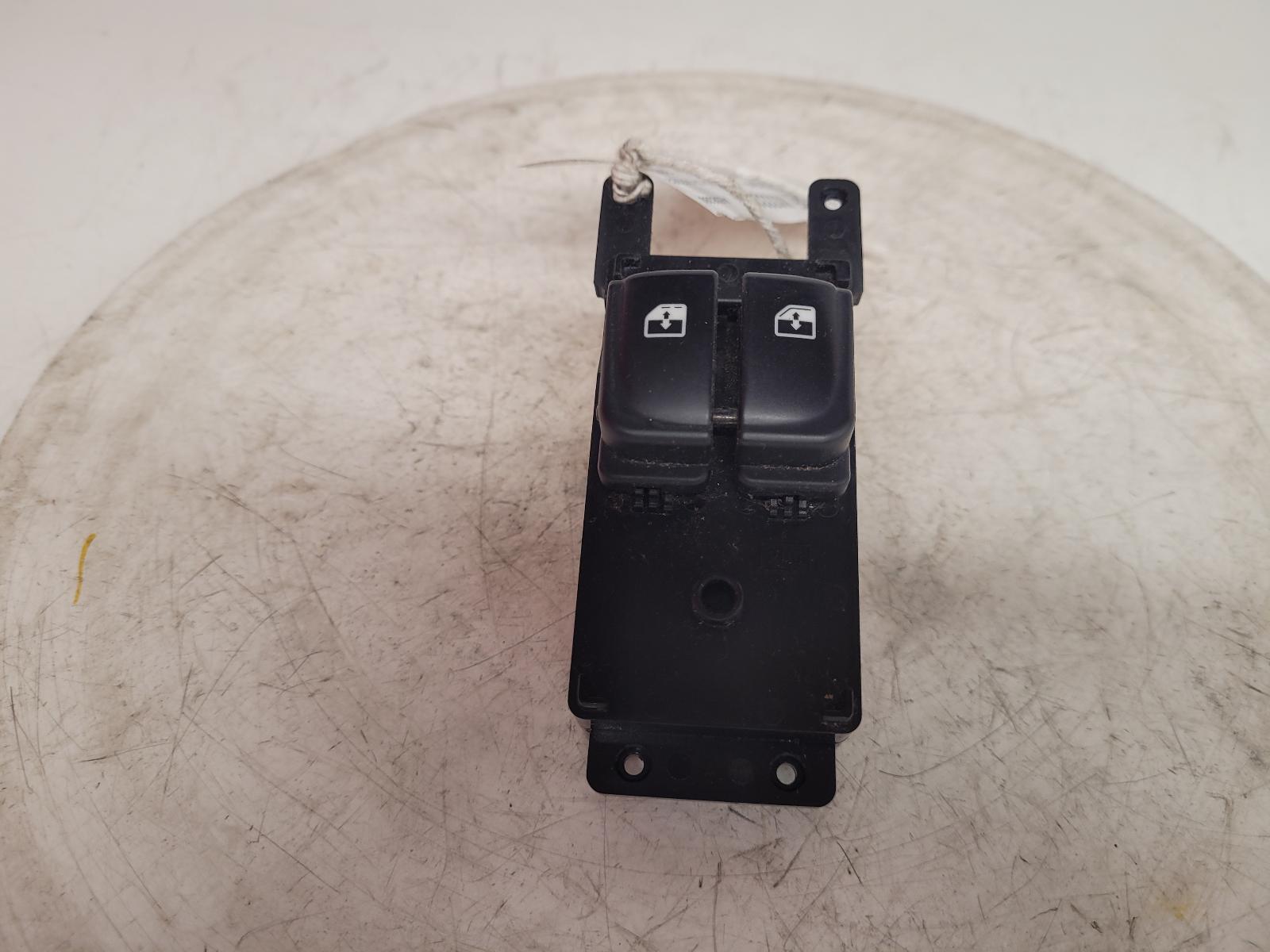 View Auto part Elect. Window Switch Hyundai I20 2012