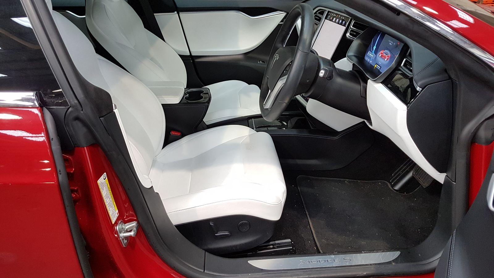 Tesla Model S 2018 5 Door Hatchback Breaking