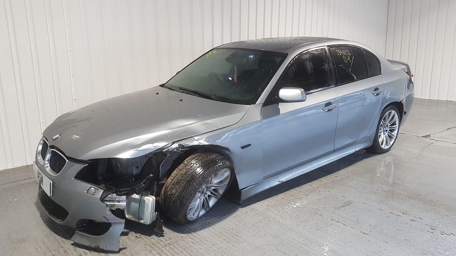 For BMW 5 Series 4-door Saloon E39 96-03 Carbon Pre Cut