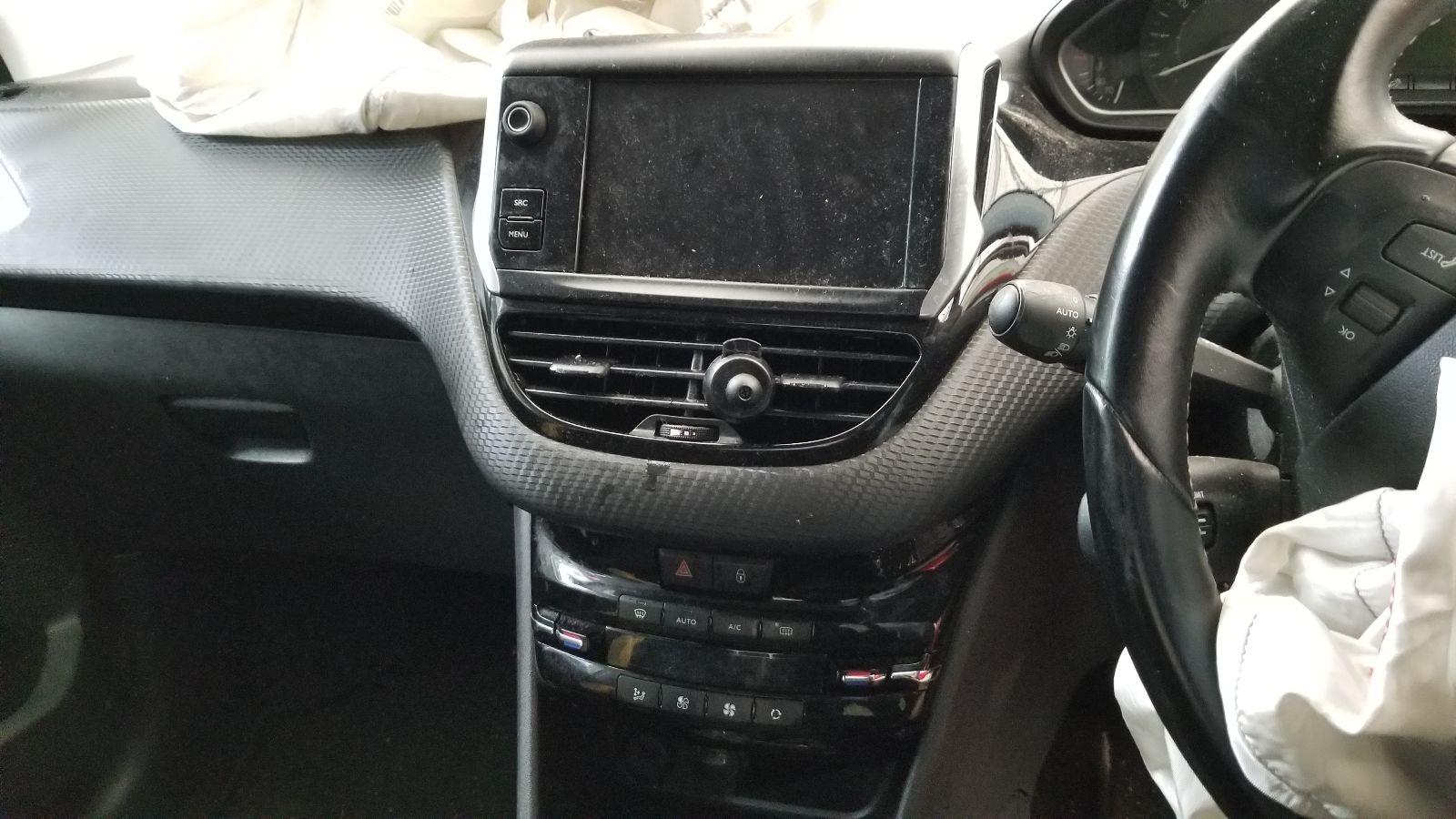 Peugeot 208 2018 5 Door Hatchback Breaking View Auto part Peugeot 208 2018 5 Door Hatchback Breaking