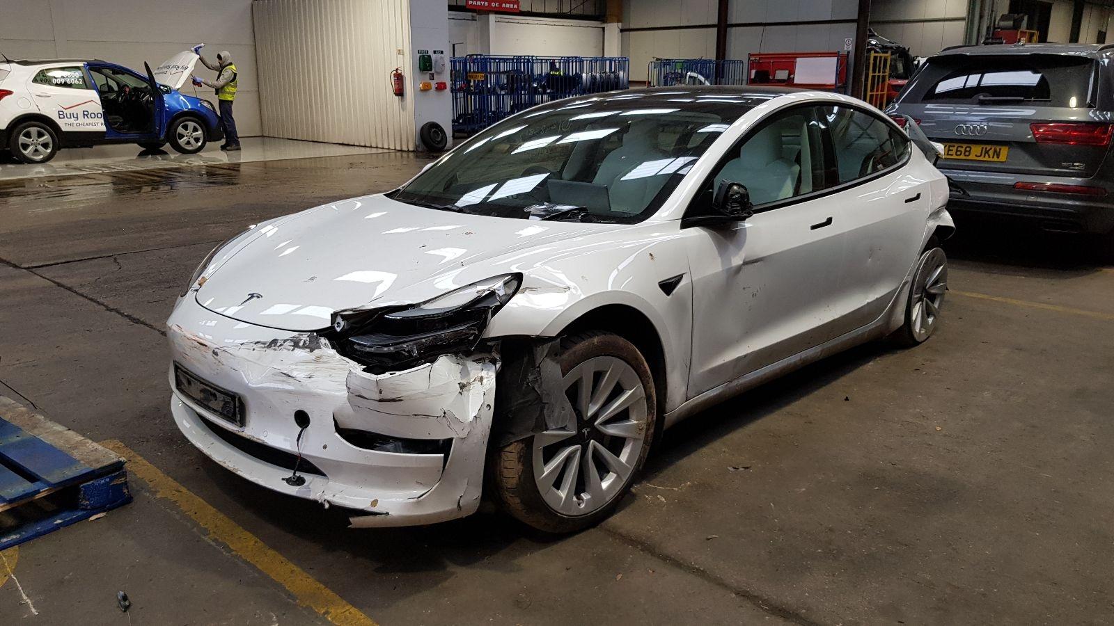 Tesla Model 3 2021 4 Door Saloon Breaking View Auto part Tesla Model 3 2021 4 Door Saloon Breaking