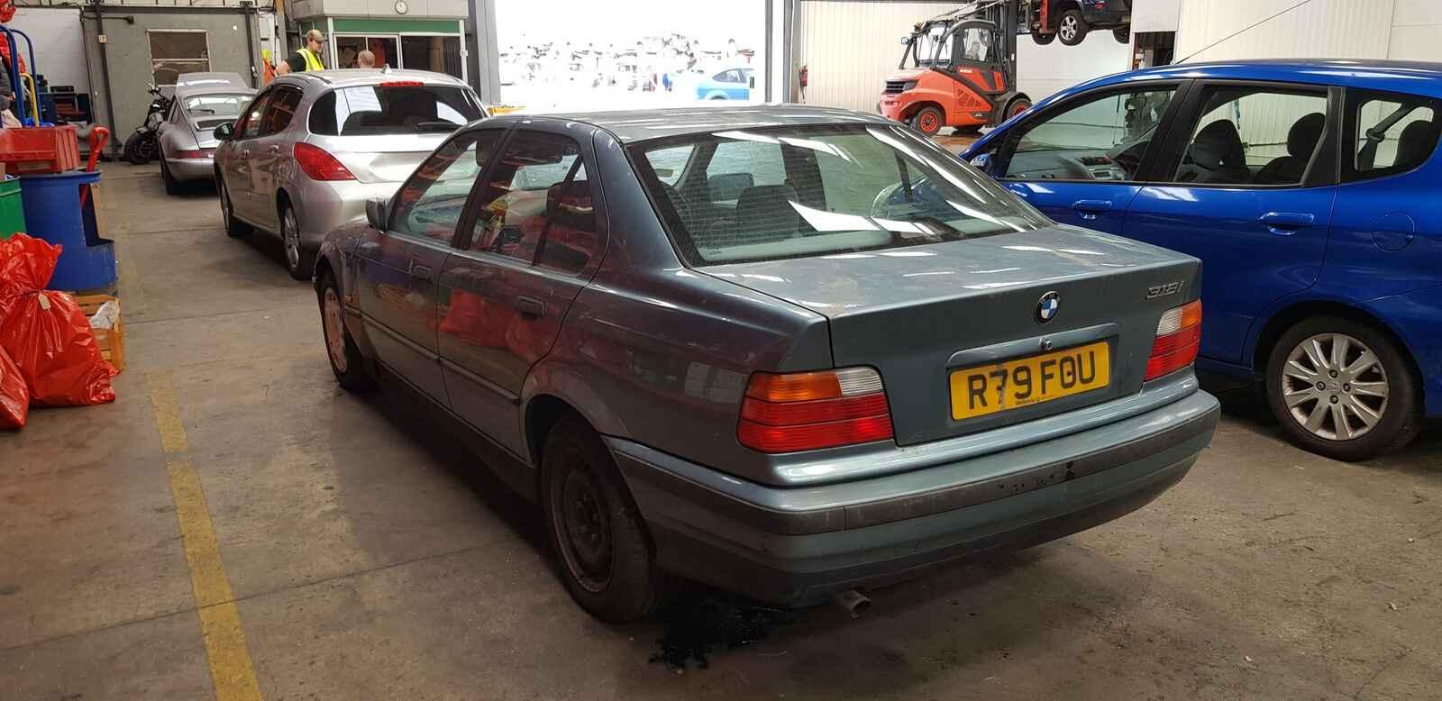 View Auto part Bmw 3 Series 1997 4 Door Saloon Breaking