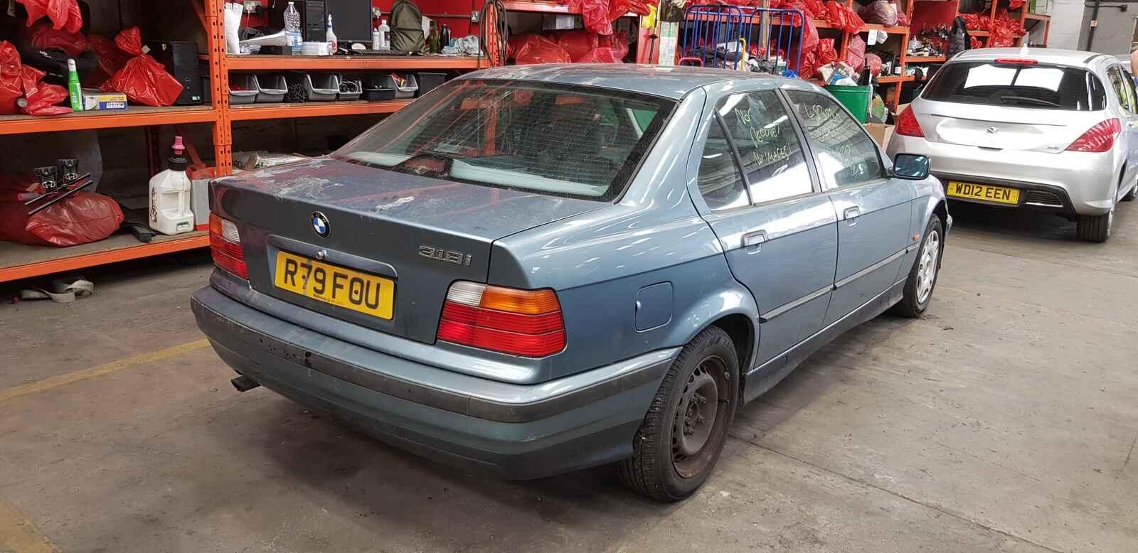 View Auto part Bmw 3 Series 1997 4 Door Saloon Breaking