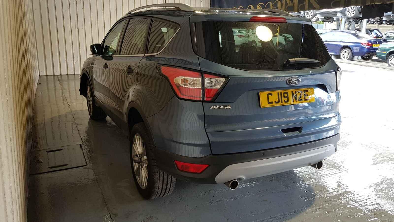 Ford Kuga 2019 5 Door Hatchback Breaking View Auto part Ford Kuga 2019 5 Door Hatchback Breaking