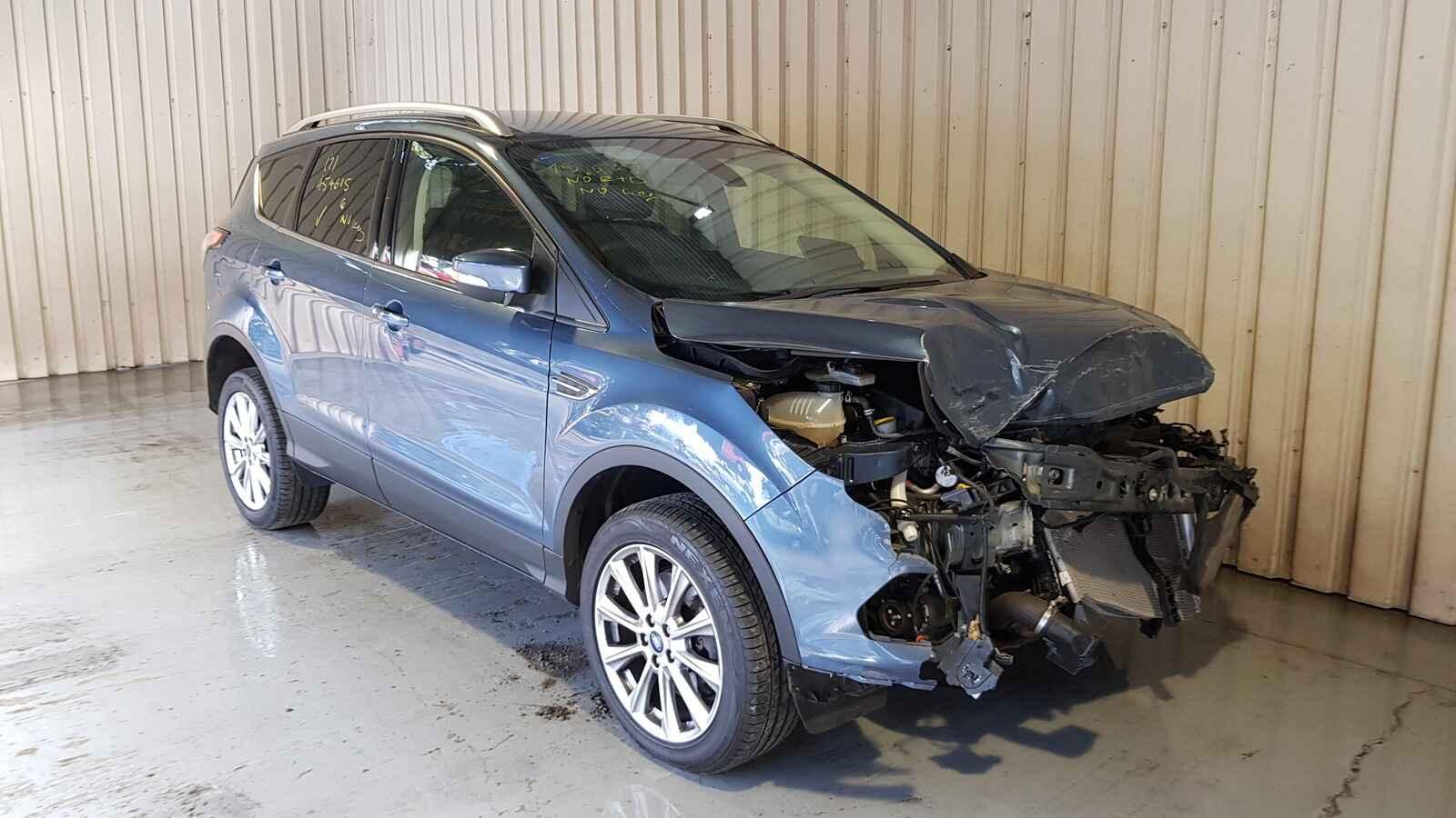 Image for a Ford Kuga 2019 5 Door Hatchback Breaking