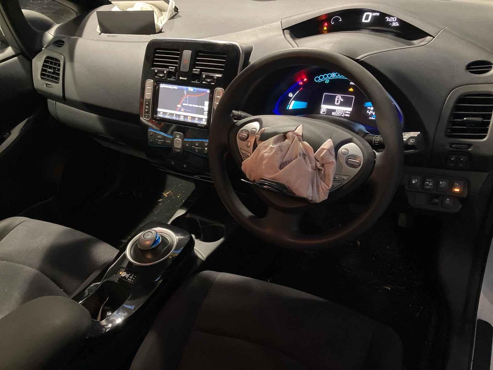 Nissan Leaf 2016 5 Door Hatchback Breaking View Auto part Nissan Leaf 2016 5 Door Hatchback Breaking