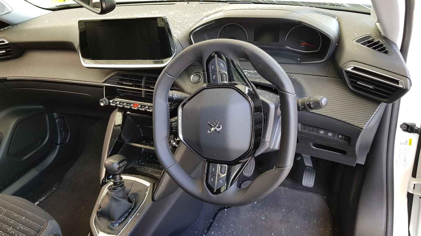 Peugeot 2008 2022 5 Door Hatchback Breaking View Auto part Peugeot 2008 2022 5 Door Hatchback Breaking