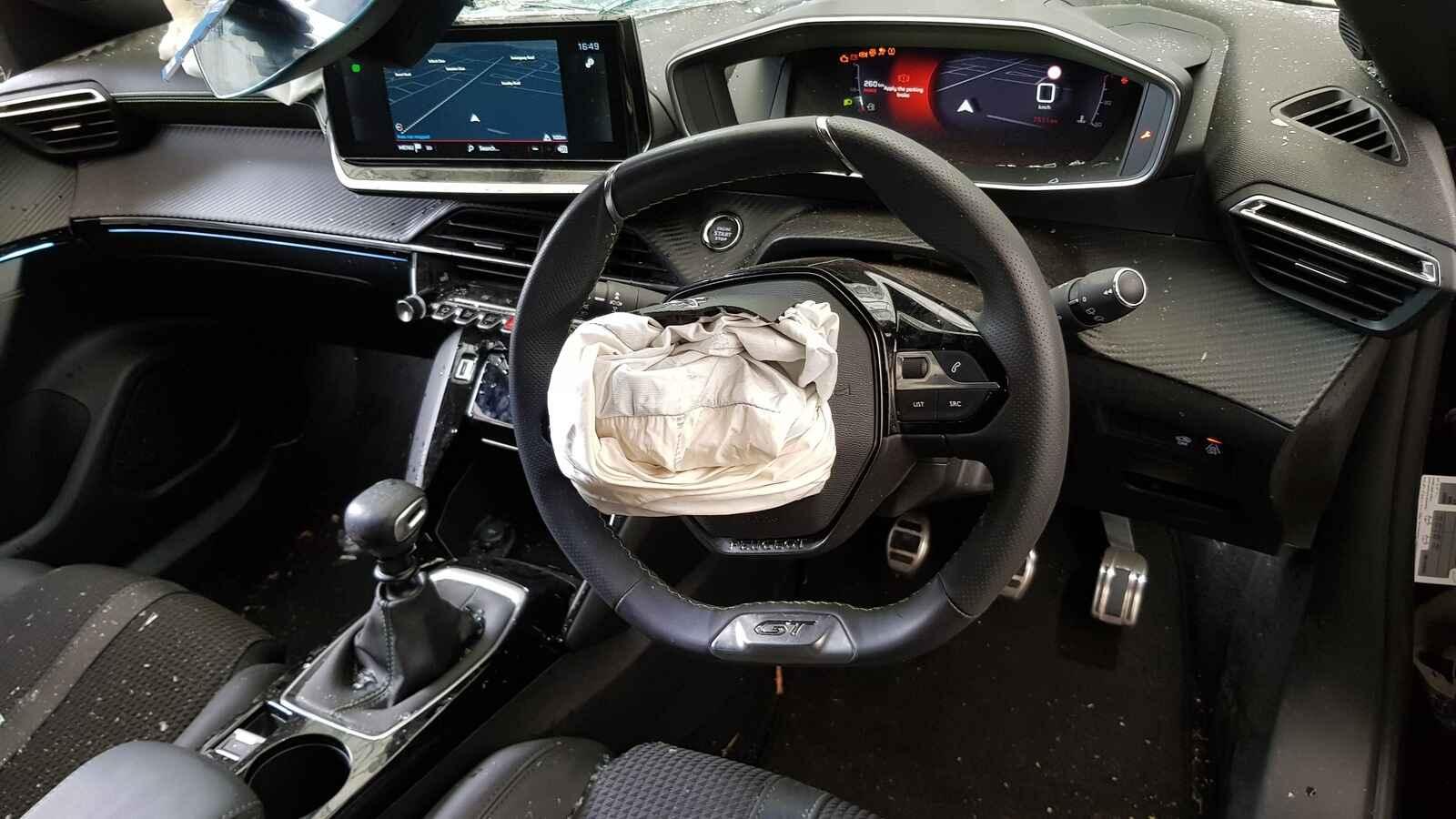 Peugeot 2008 2022 5 Door Hatchback Breaking View Auto part Peugeot 2008 2022 5 Door Hatchback Breaking