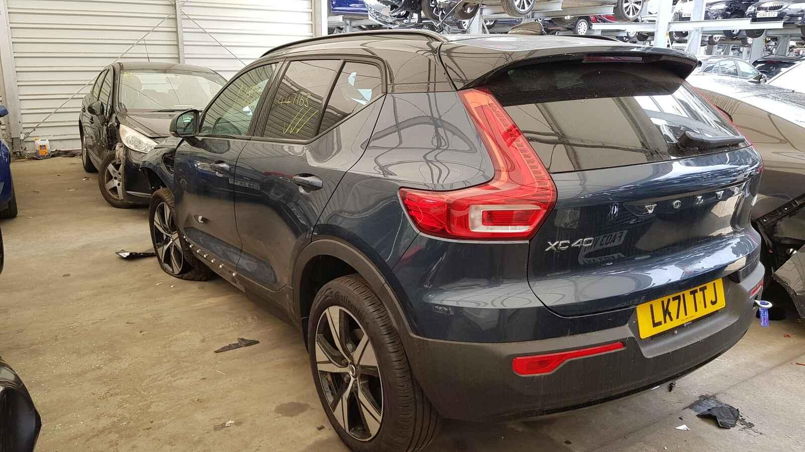Volvo Xc40 2022 5 Door Estate Breaking View Auto part Volvo Xc40 2022 5 Door Estate Breaking